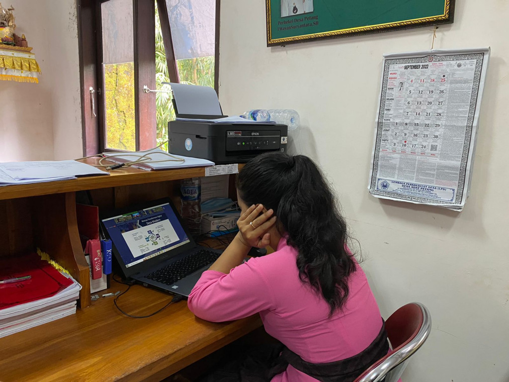 Zoom Meeting Penguatan Tata Kelola Pemerintahan Desa di Bidang Digital, Tentang Sosialisasi Percepatan Transformasi Digital Desa